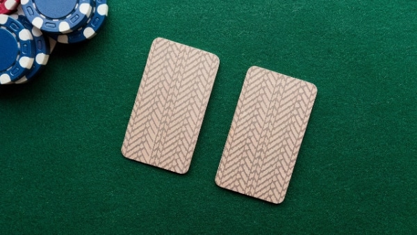 Strategija No-Look Hold’em: Da li to ima smisla?