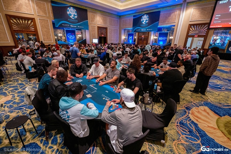 Der Turniersaal bei der WSOP Paradise