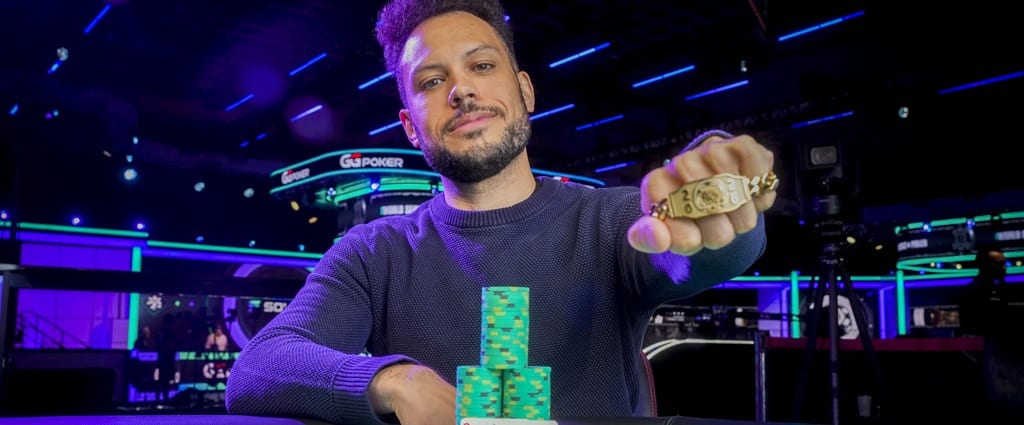 WSOP 2026: Dennis Weiss greift nach Doppel-Gold und POY-Führung