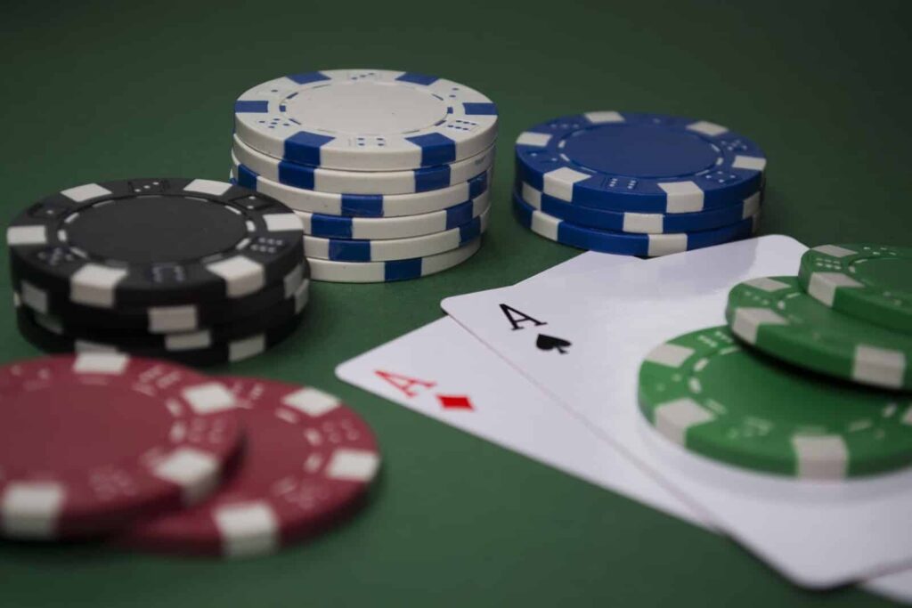 Tanda-tanda Poker &#8211; Langsung dan Online