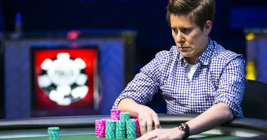 vanessa selbst jogando poker