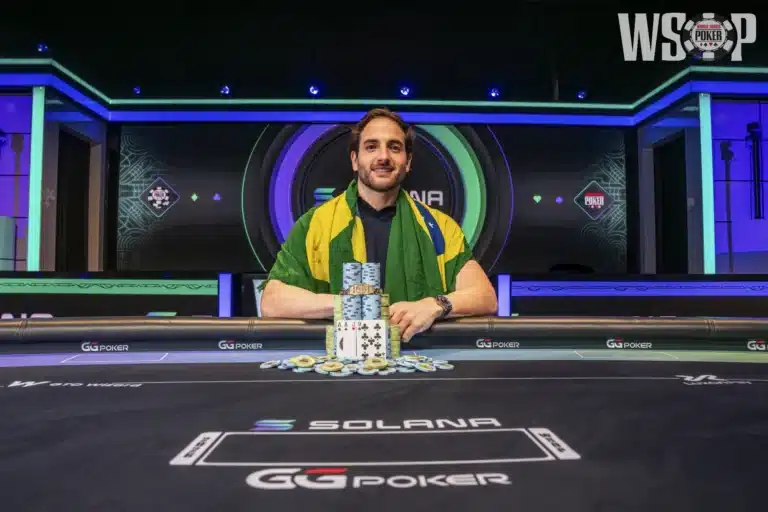 É tetra! João Simão crava o US$ 50K High Roller PLO da WSOP e leva prêmio milionário