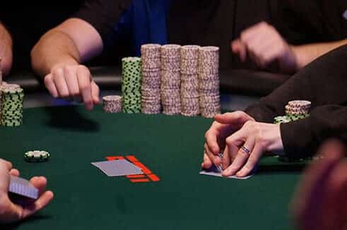 Short handed poker