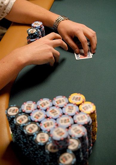 Yeni Başlayanlar İçin Rehber Serisi: Poker Turnuvası Pre-Flop Stratejisi